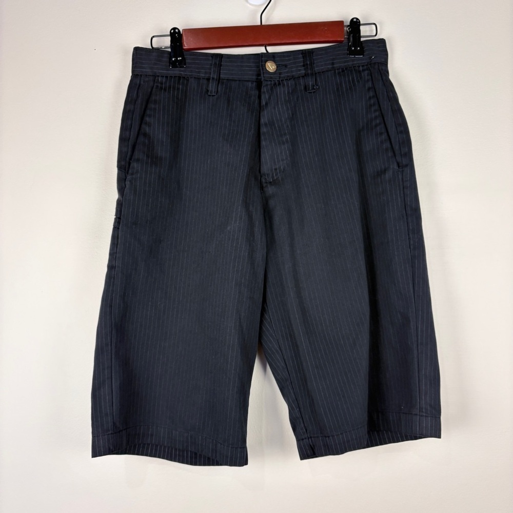 Volcom Y2K Gray Pinstripe Shorts Size 28 Pleated Long Skater Grunge Vintage
